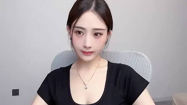  222Mia online show from 06/14/26, 04:47