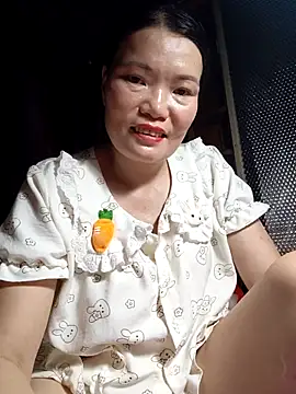 -Trici- online show from 06/15/26, 05:09