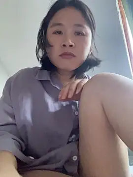 Snapshot of Iridessa- chatting on 07/03/26, 11:22 Iridessa- online show from 07/03/26, 11:22