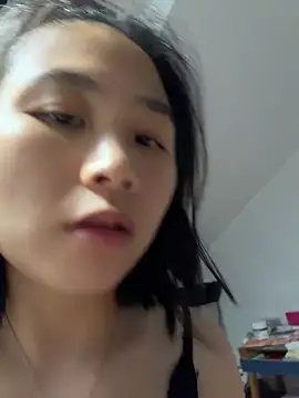 Snapshot of Iridessa- chatting on 07/14/26, 02:34 Iridessa- online show from 07/14/26, 02:34