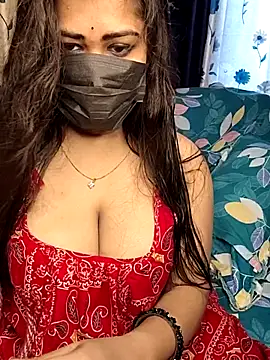 Trending-Desigirls online show from 05/27/26, 10:45