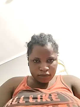 Snapshot of JuicyHoney_01 chatting on 07/05/26, 06:42 JuicyHoney 01 online show from 07/05/26, 06:42