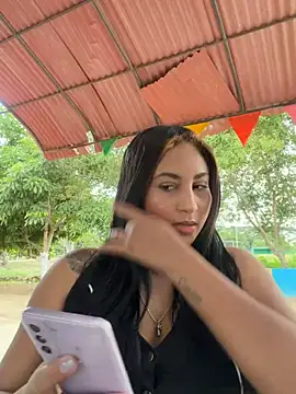 Snapshot of Malory_xx chatting on 07/04/26, 10:49 Malory xx online show from 07/04/26, 10:49