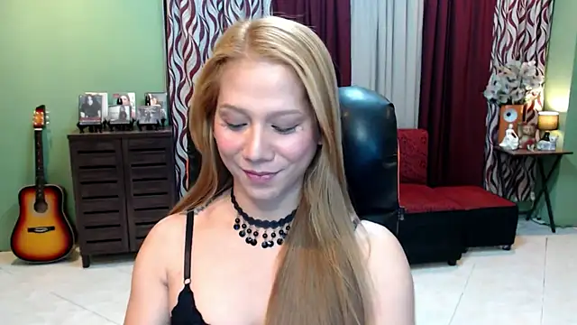 dreamgirlHILARY online show from 04/29/26, 03:21