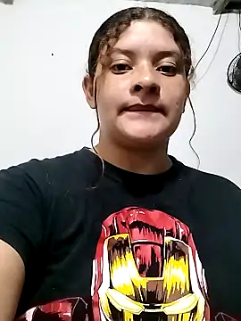 Snapshot of Mara_lopez21 chatting on 05/21/26, 10:44 Mara lopez21 online show from 05/21/26, 10:44