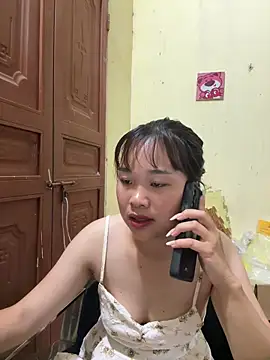 Snapshot of Lili_019 chatting on 05/20/26, 09:59 Lili 019 online show from 05/20/26, 09:59