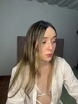 Sarisloves online show from 05/26/26, 12:28