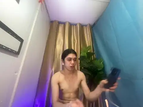 Snapshot of RoseAmarie chatting on 07/27/26, 10:55 RoseAmarie online show from 07/27/26, 10:55