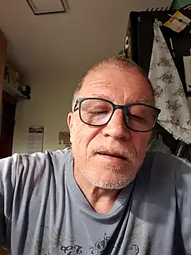 Snapshot of NextAct92 chatting on 06/25/26, 02:33 NextAct92 online show from 06/25/26, 02:33