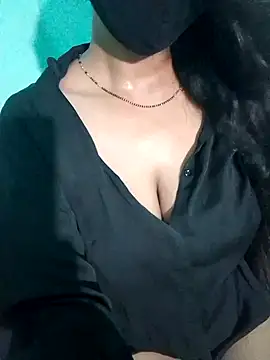 Cute-Ishita online show from 06/18/26, 04:44