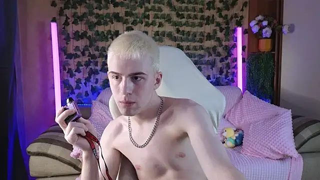 Tommy CrashXXX online show from 05/31/26, 04:58