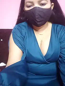 Snapshot of Cute-Sweety chatting on 05/26/26, 08:32 Cute-Sweety online show from 05/26/26, 08:32