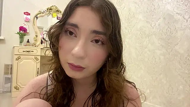 Snapshot of Rosie_Sweety chatting on 07/02/26, 07:20 Rosie Sweety online show from 07/02/26, 07:20