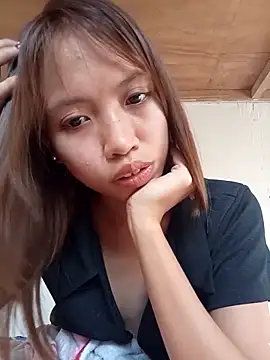 Snapshot of sweetpinayxxx chatting on 05/12/26, 08:00 sweetpinayxxx online show from 05/12/26, 08:00