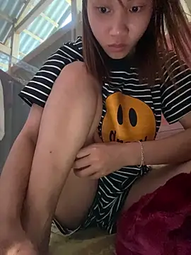 Snapshot of Vi_sexyy chatting on 05/12/26, 10:56 Vi sexyy online show from 05/12/26, 10:56