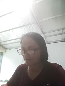 Vieekee online show from 06/17/26, 12:24