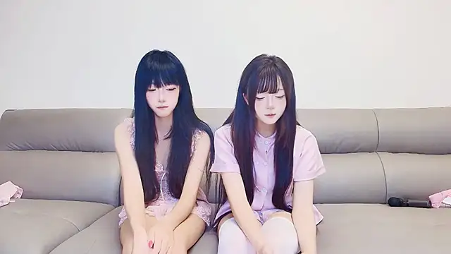guoguo-888 online show from 06/14/26, 04:03