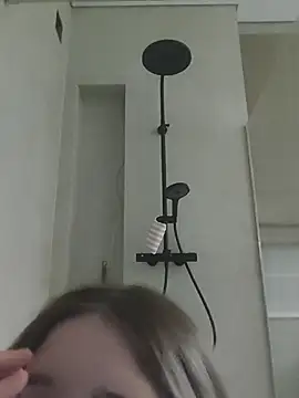 LeahBay online show from 07/02/26, 07:42