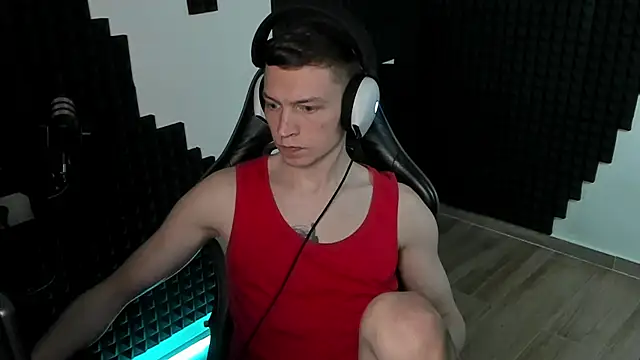 More than friend online show from 05/27/26, 01:19