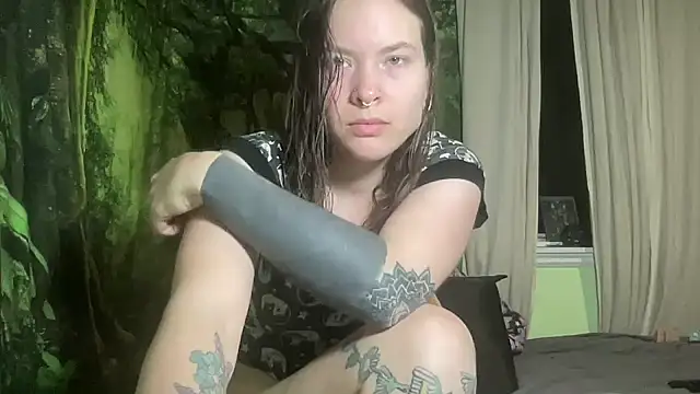 mo0ngoddess online show from 02/05/26, 03:44