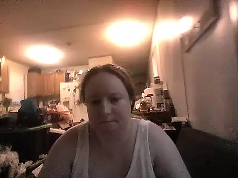 Snapshot of KittyKat40 chatting on 05/11/26, 12:38 KittyKat40 online show from 05/11/26, 12:38