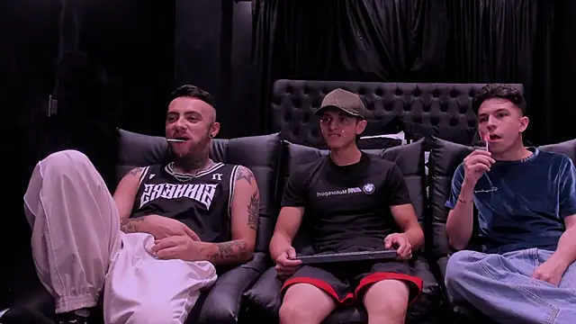 whit friiends online show from 05/13/26, 11:22