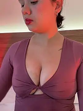 thamiina   online show from 07/06/26, 11:51
