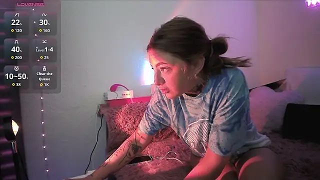 brat rebeca online show from 06/18/26, 03:16