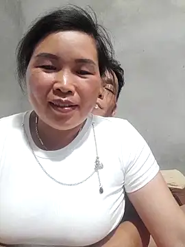 myle-couple22 online show from 05/17/26, 04:03