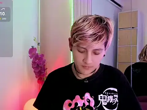 Snapshot of DannyRoudX chatting on 06/18/26, 03:29 DannyRoudX online show from 06/18/26, 03:29