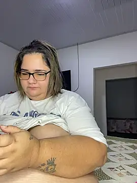Snapshot of marianacooper1234 chatting on 06/11/26, 12:36 marianacooper1234 online show from 06/11/26, 12:36