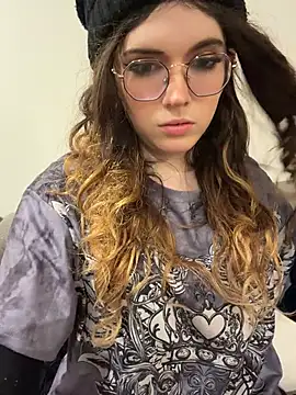 cutypiefull online show from 05/15/26, 02:07