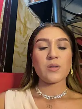IsabelleMilan online show from 06/29/26, 12:28