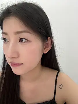 Mina 168 online show from 05/12/26, 05:15