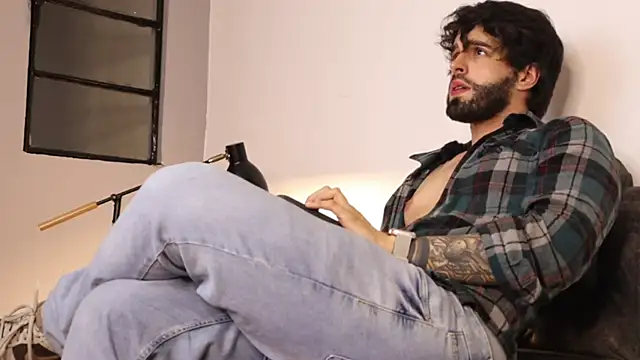 JuanMillano online show from 05/30/26, 01:35