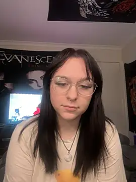 Snapshot of Rxsie222 chatting on 05/12/26, 12:57 Rxsie222 online show from 05/12/26, 12:57