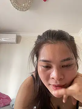 Lucky xiao online show from 06/04/26, 02:17