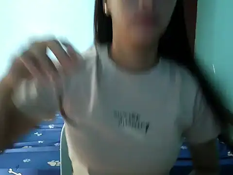 GraciousGirly online show from 05/19/26, 01:56