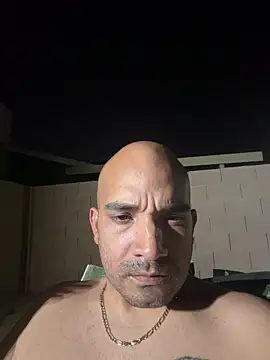 Snapshot of 3ltiti chatting on 05/15/26, 05:36 3ltiti online show from 05/15/26, 05:36