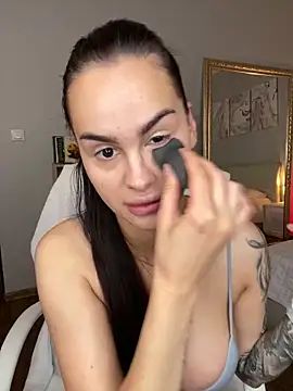 BabyyGirll  online show from 06/15/26, 08:05