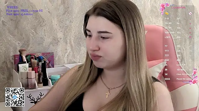 softiekitty online show from 05/19/26, 04:08