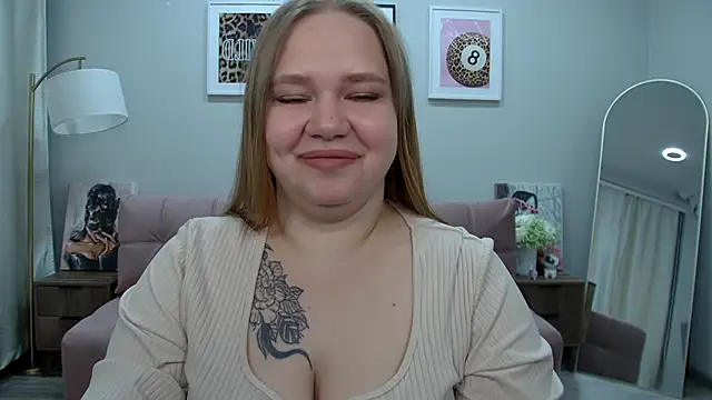 Snapshot of DianaKristol chatting on 06/22/26, 03:25 DianaKristol online show from 06/22/26, 03:25