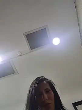 Annitarogers  online show from 05/21/26, 03:57