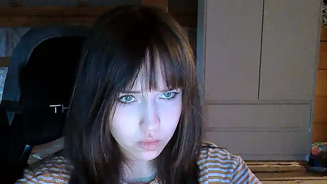 NoirEva online show from 05/23/26, 05:17