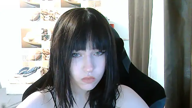 Snapshot of NoirEva chatting on 06/17/26, 04:52 NoirEva online show from 06/17/26, 04:52