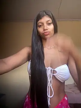 bruna carvalhohott online show from 05/15/26, 12:34