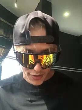 maxwell crazy1 online show from 05/14/26, 03:08