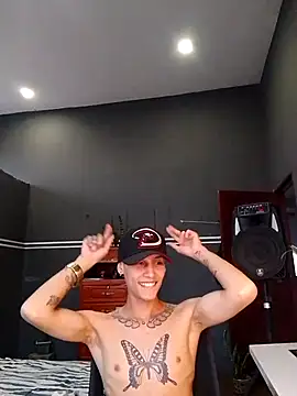 maxwell crazy1 online show from 05/19/26, 10:49