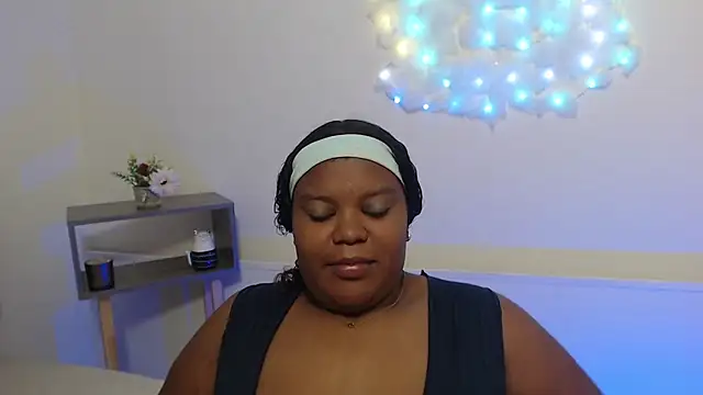 Gibi Laurent online show from 05/30/26, 01:30