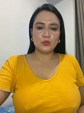 rousee69  online show from 05/27/26, 12:07
